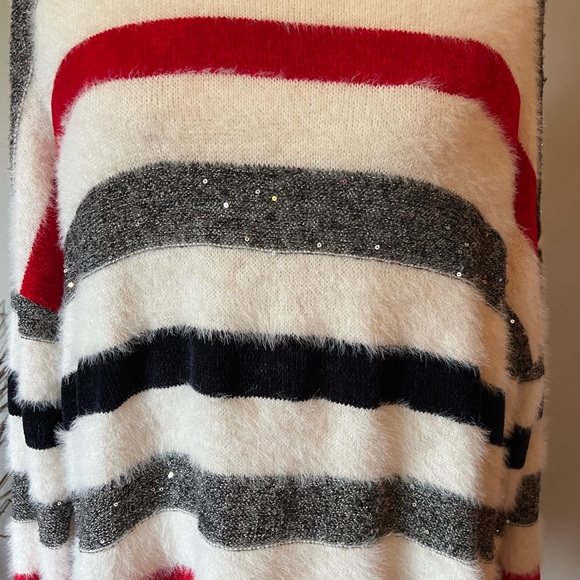 Tommy Hilfiger Sweater - Picture 7 of 10